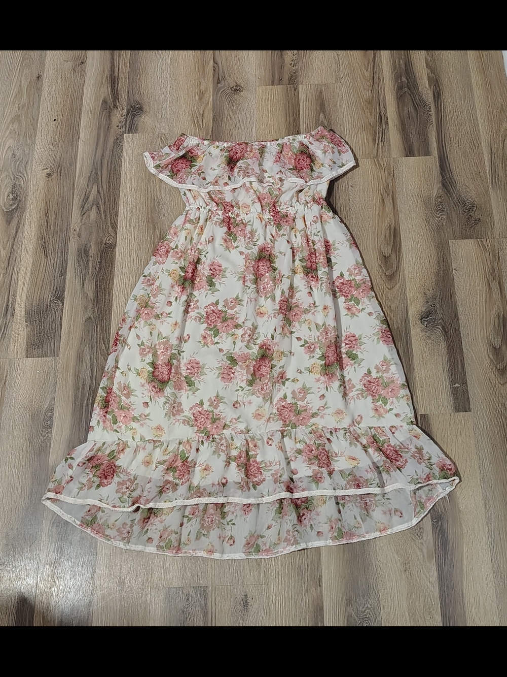Ladies Medium Cottagecore Farmhouse Floral Ruffle Off-Shoulder Summer Dress